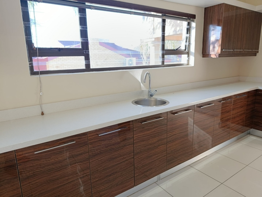 5 Bedroom Property for Sale in Kiepersol Free State
